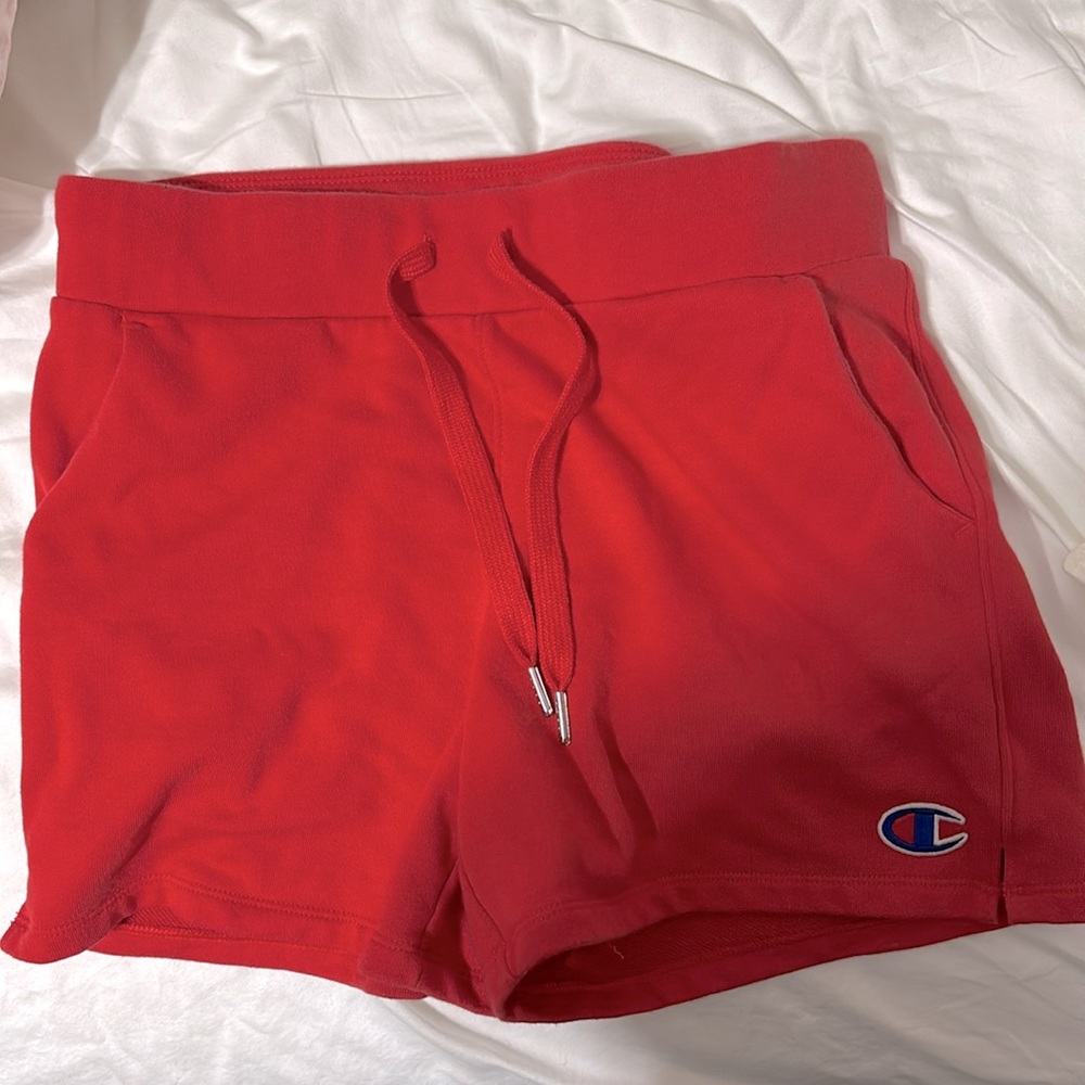 Champion Women’s Shorts Red Medium